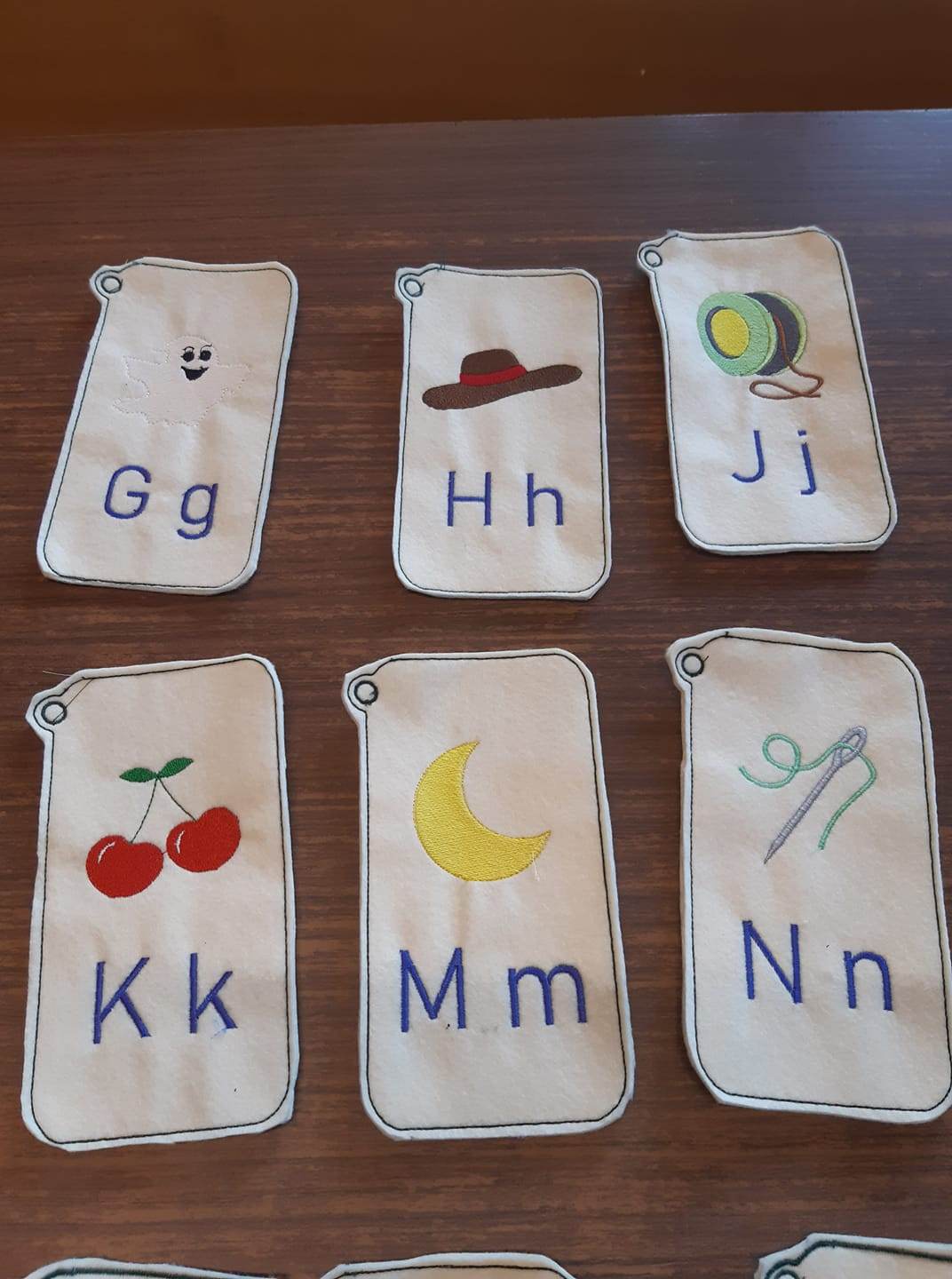 Stickdatei - ABC Lernkarten Alphabet von A-Z - Sewando