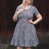 Schnittmuster und Ebook Kleid Amy Rose, Gr. 32-50 - Sewando