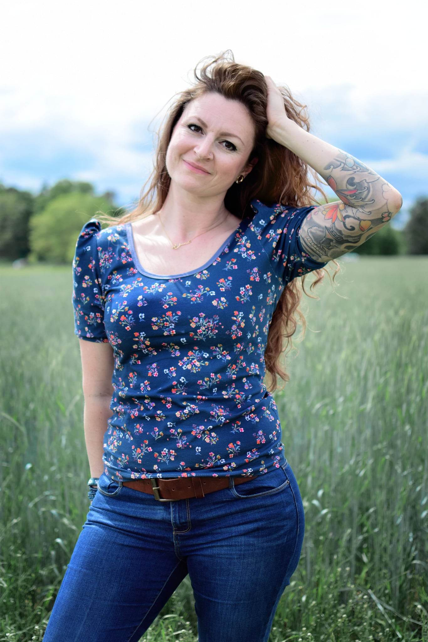 Schnittmuster und Ebook Shirt Dahlia, Gr. 32-50 - Sewando
