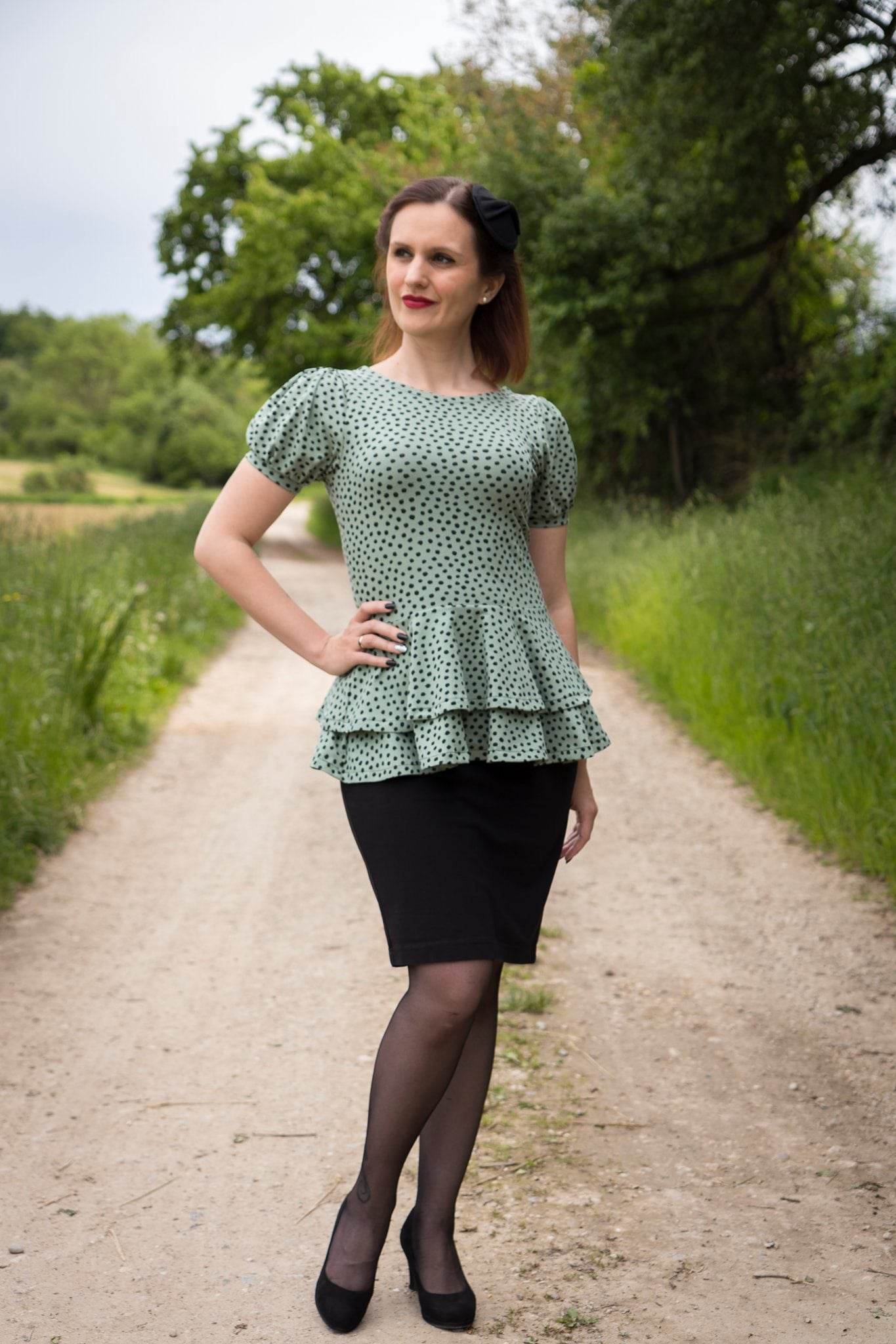 Schnittmuster und Ebook Shirt Dahlia, Gr. 32-50 - Sewando