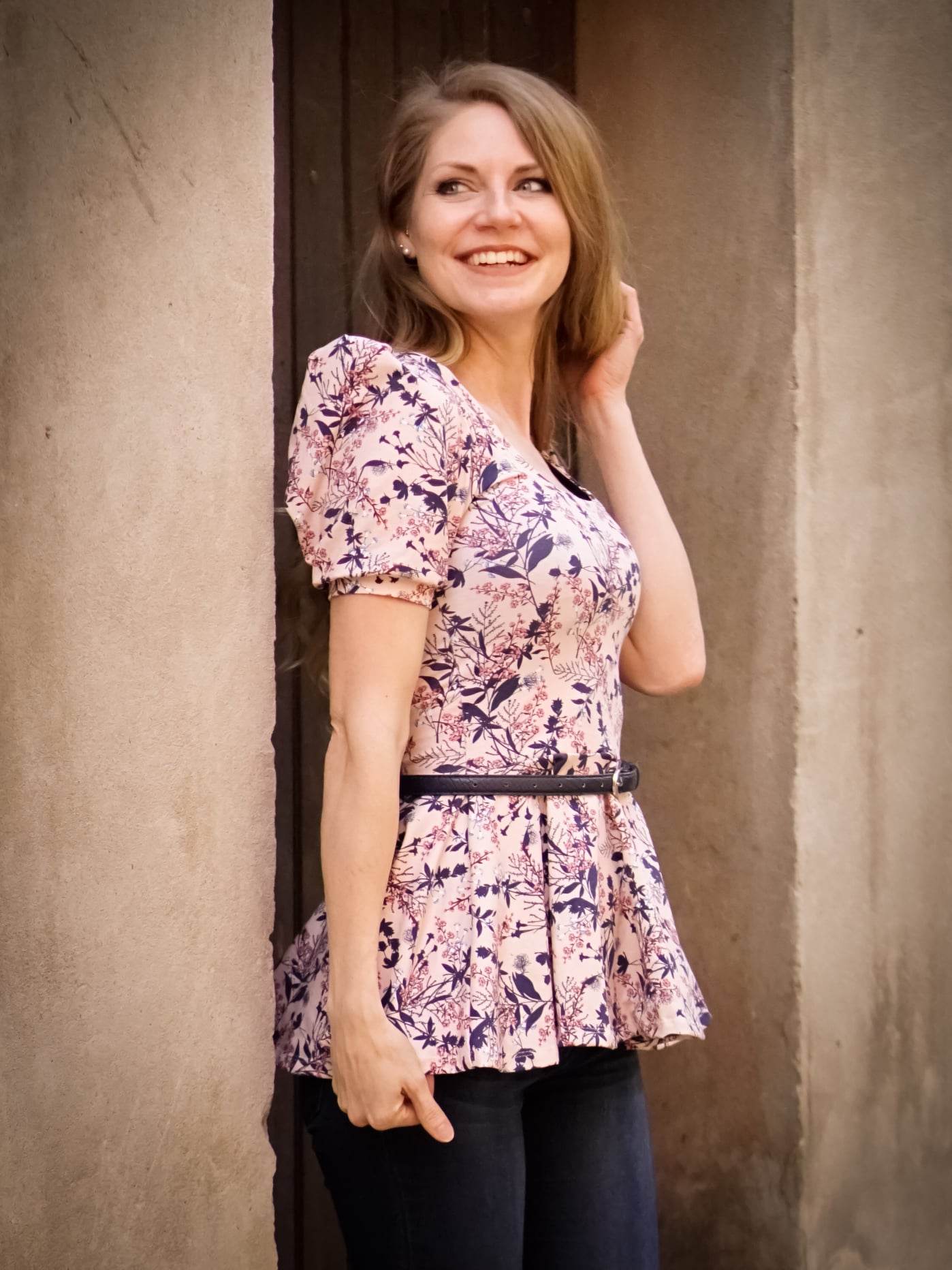 Schnittmuster und Ebook Shirt Dahlia, Gr. 32-50 - Sewando