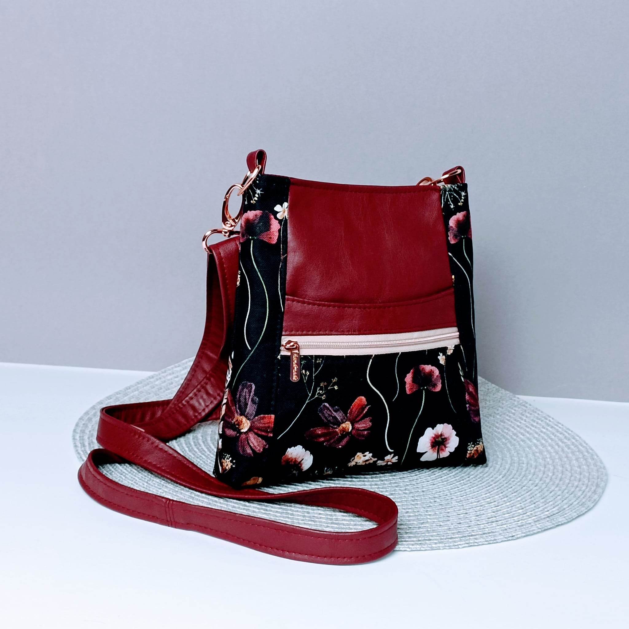 Schnittmuster Handtasche Franzi / kleine Umhängetasche - Sewando