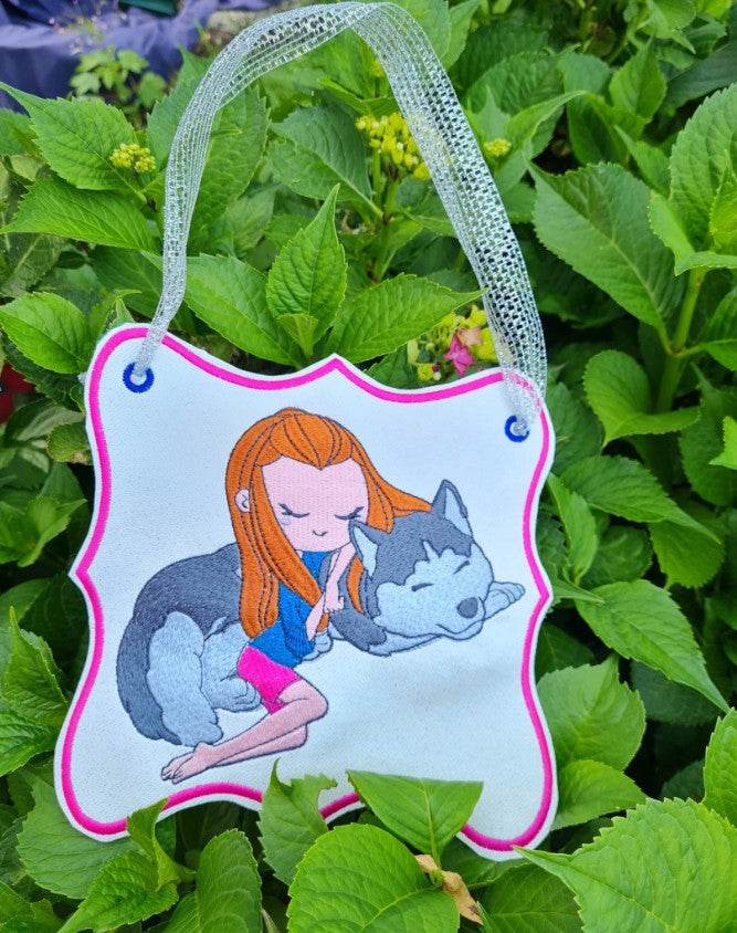 Mädchen mit Husky Stickdatei – emotionales Motiv für Kleidung & Geschenke - Sewando