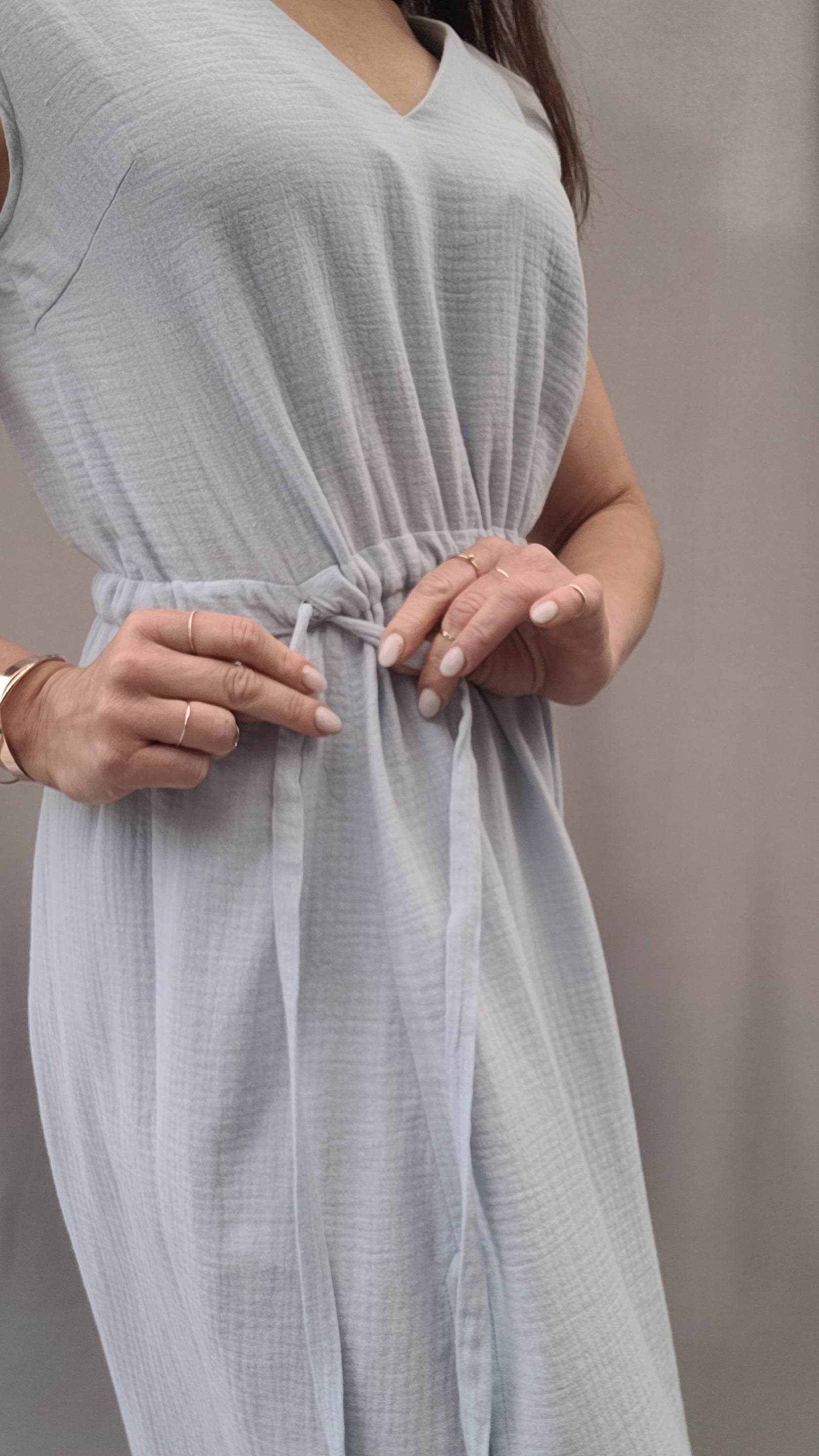 langes Sommerkleid, Kleid mit V-Ausschnitt, ärmellos, A-Linie, Kleid mit Schlitz, Größe 34 - 50 - Sewando