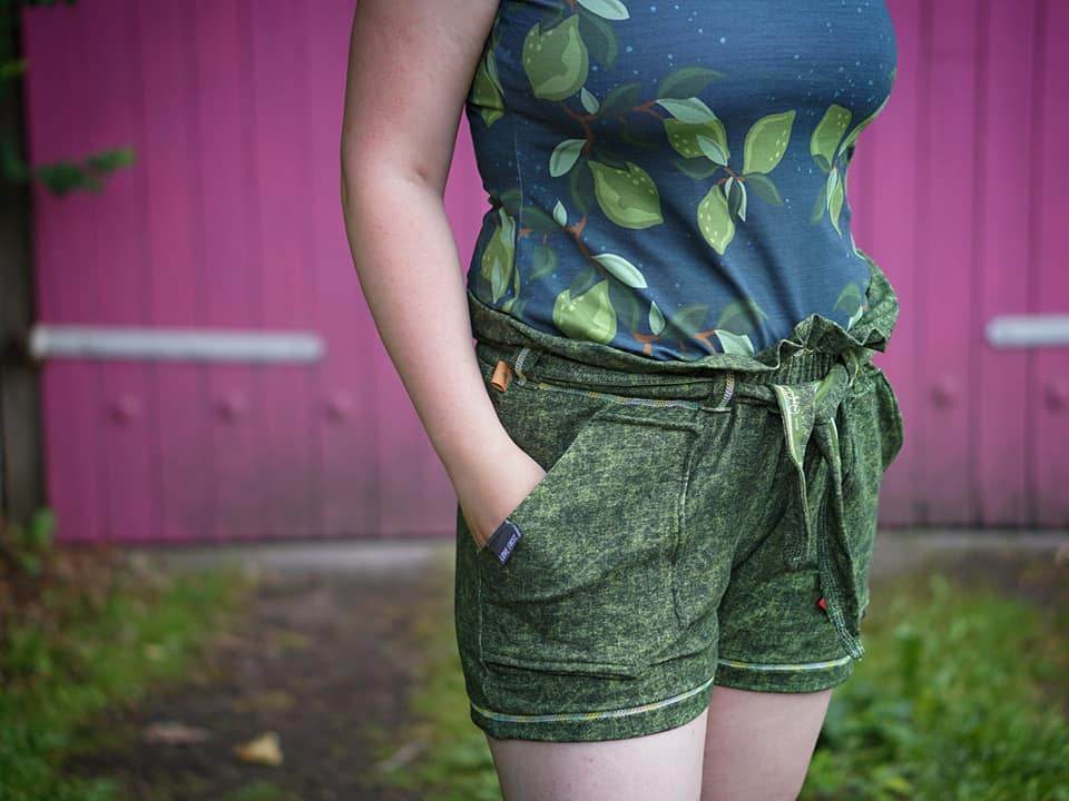 Schnittmuster Emmas Damenshorts Gr. 32-48 - Sewando