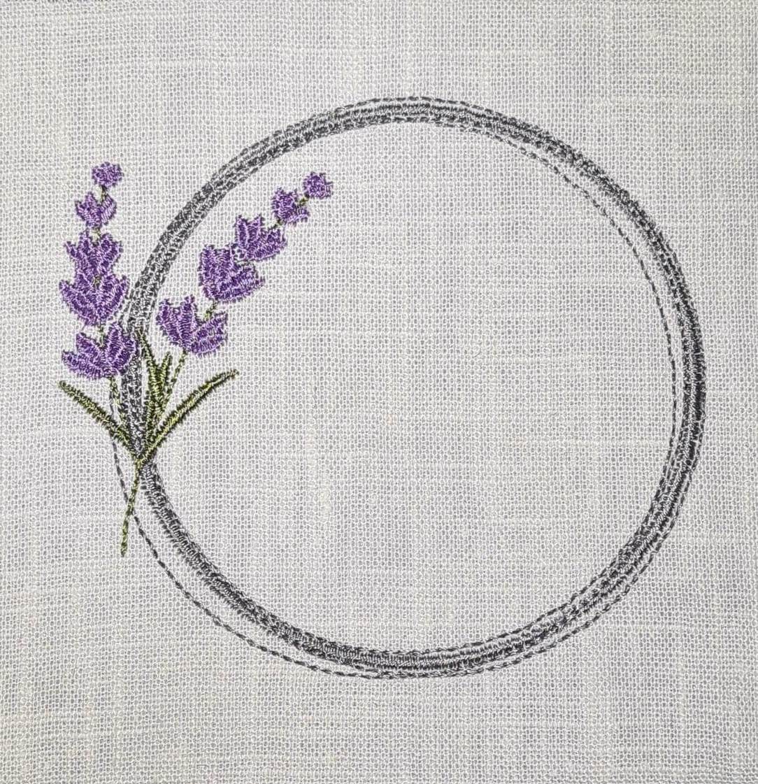 Lavendelrahmen Stickdatei – zarter Rahmen für Monogramme, Namen & Botschaften - Sewando
