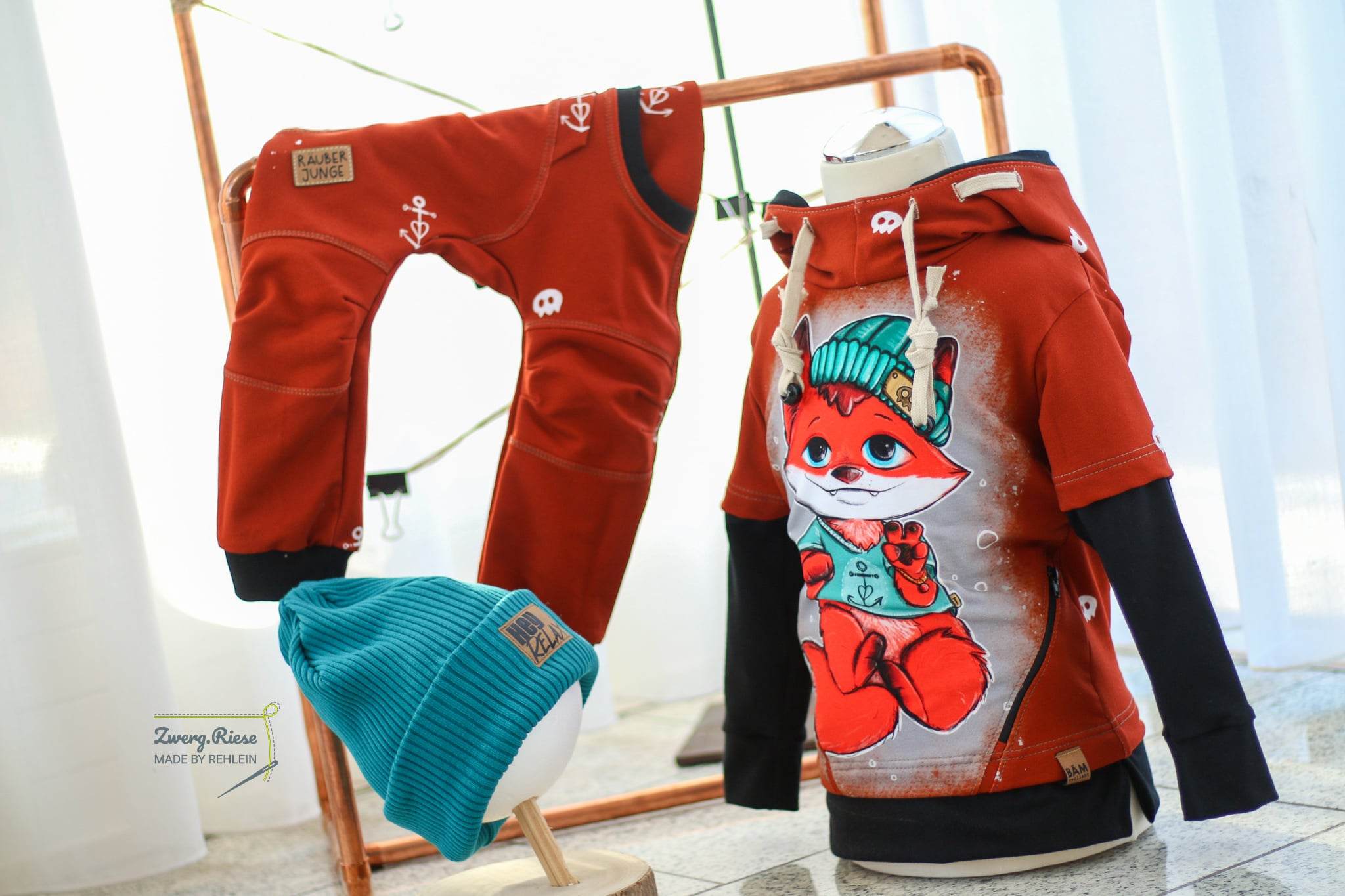 Hoodie Mini Mikael Größe 86-122 inkl. Beamerdatei - Sewando