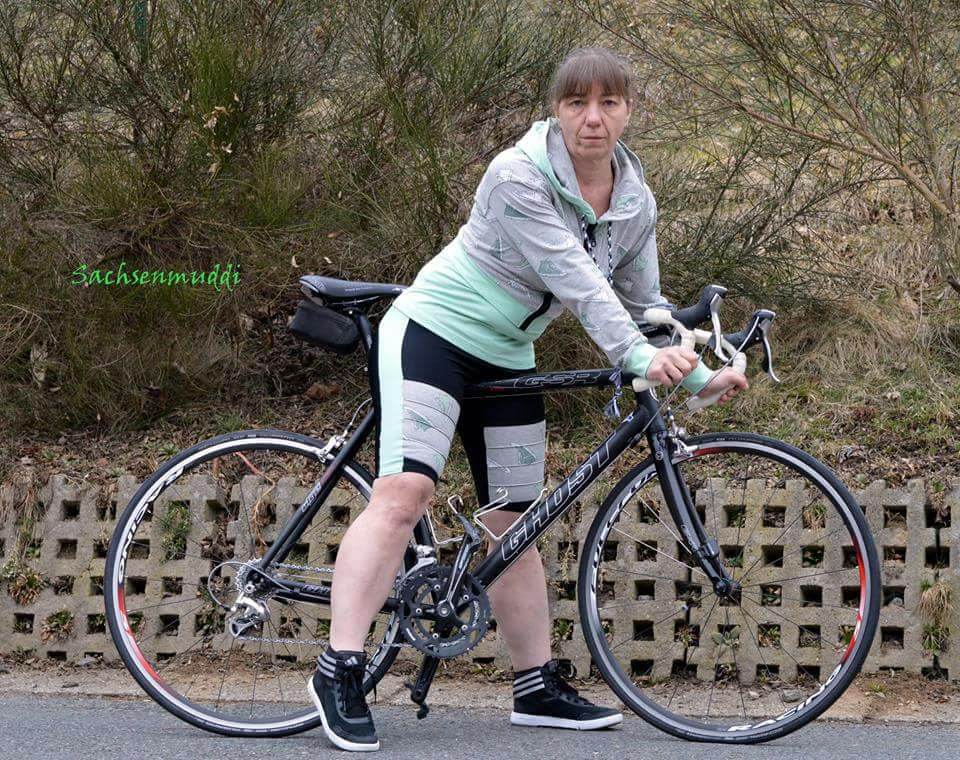 Kurzpulli /Kurzjacke Jaana Gr.32-48 Schnittmuster - Sewando