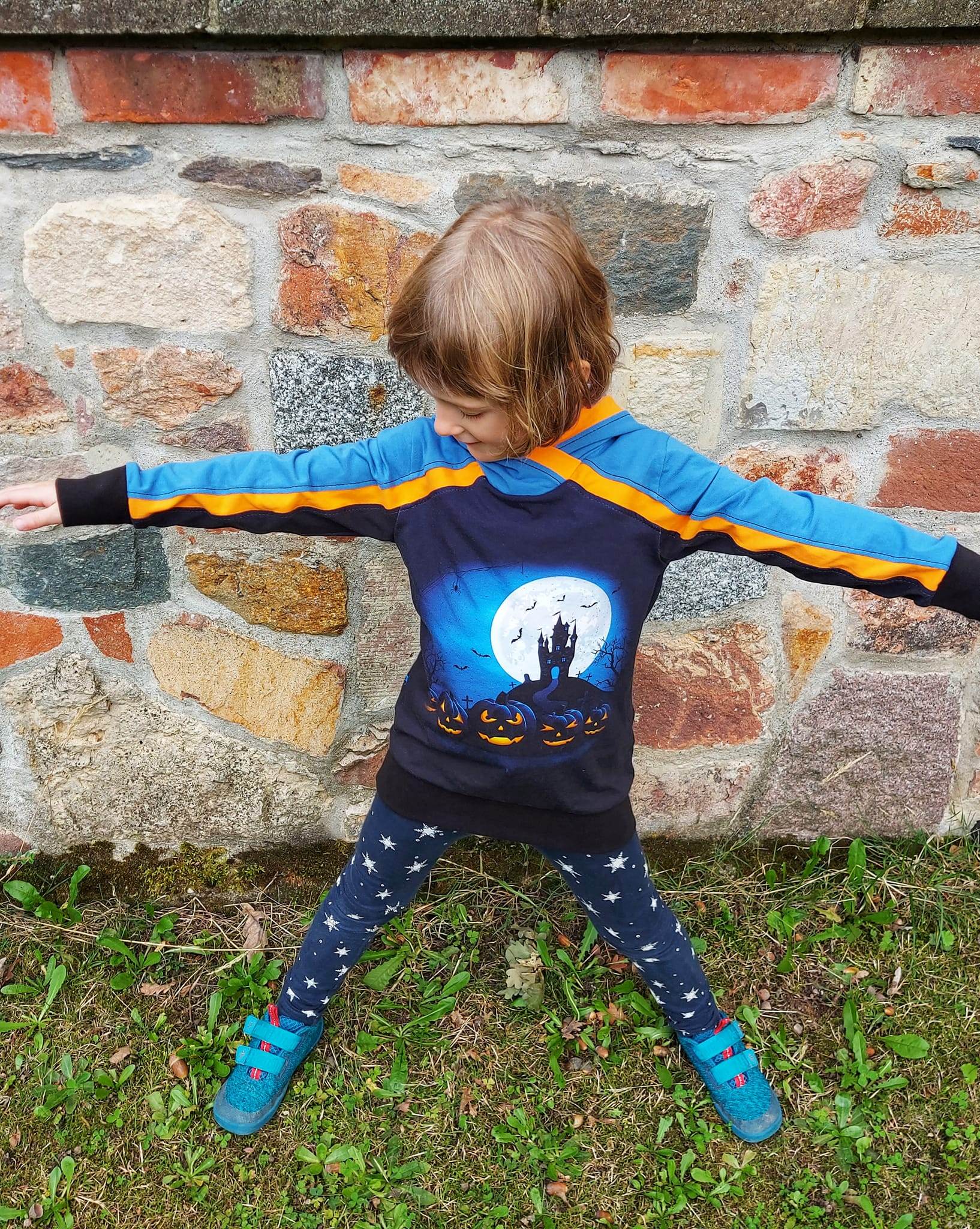 Hoodie Tammo/Tammi Mini Schnittmuster Gr. 80-122 - Sewando