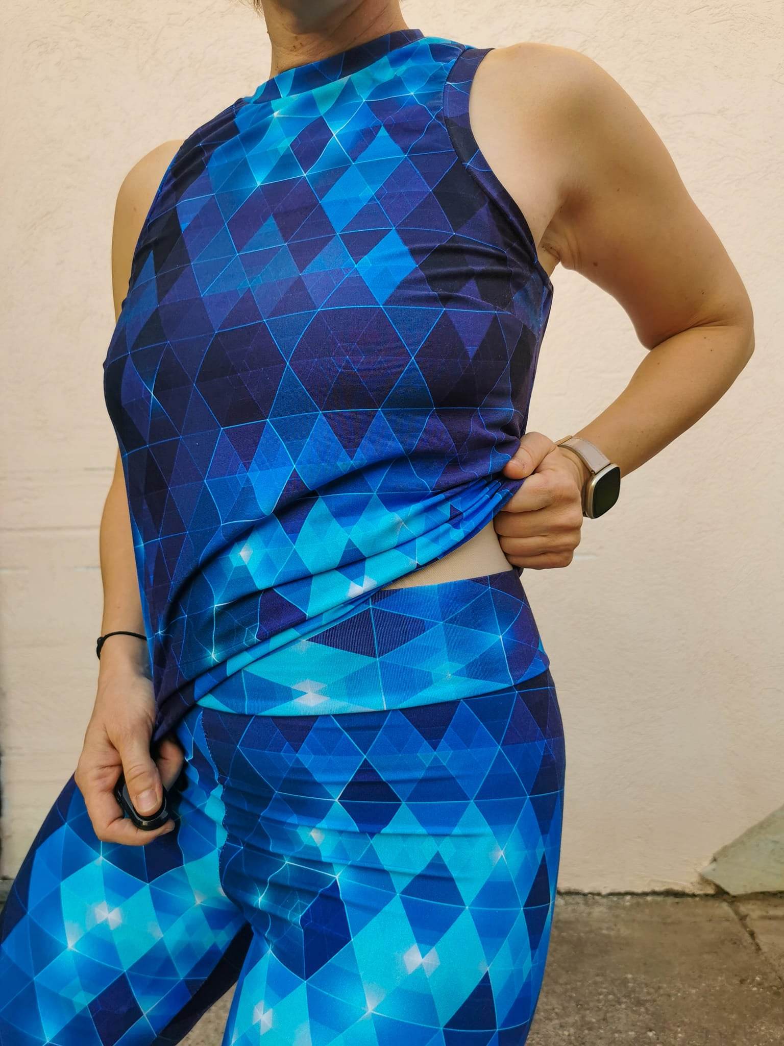 Schnittmuster Top Hyben und Leggins Lykkelig Gr. 32-50 - Sewando