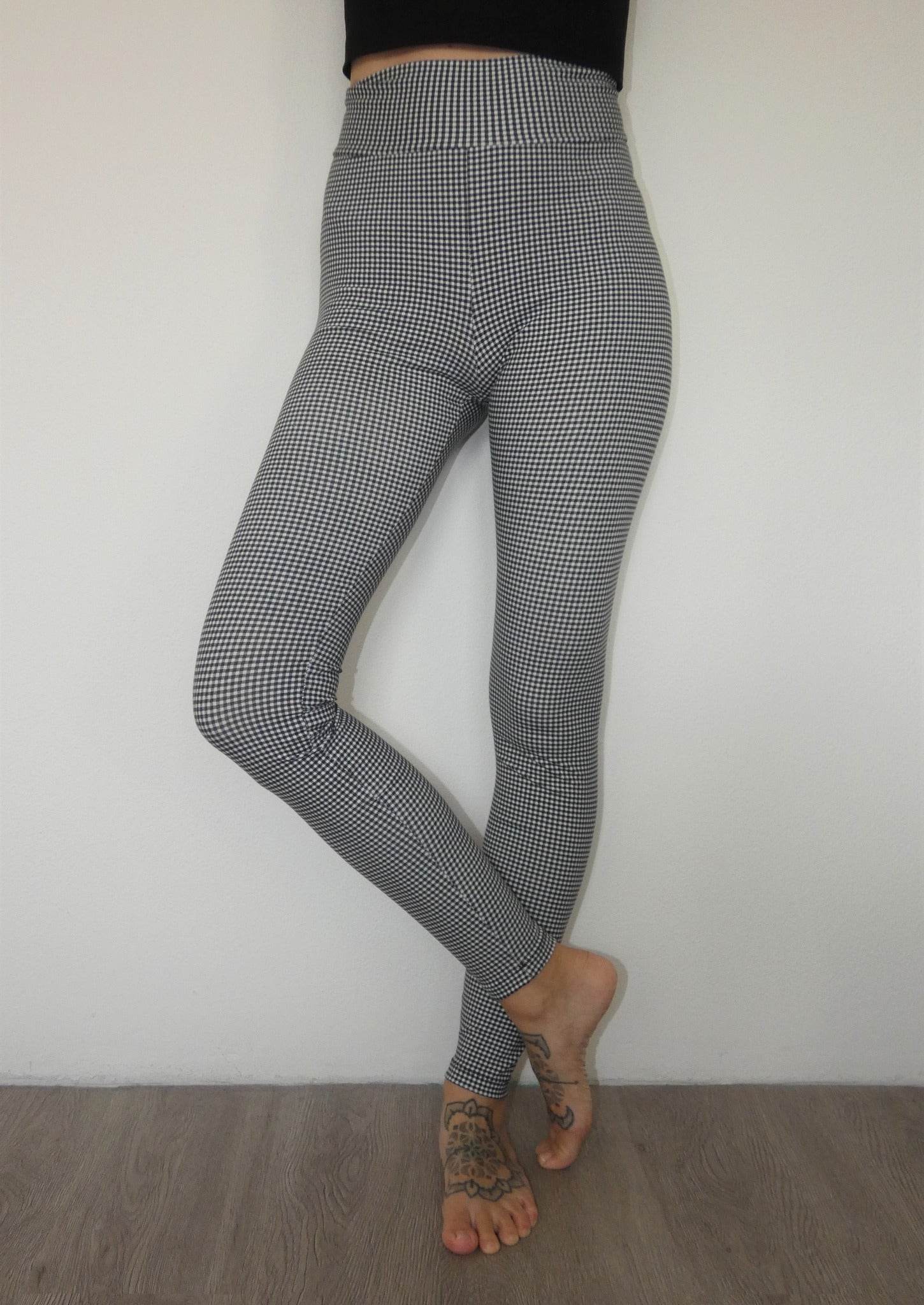 Schnittmuster Top Hyben und Leggins Lykkelig Gr. 32-50 - Sewando