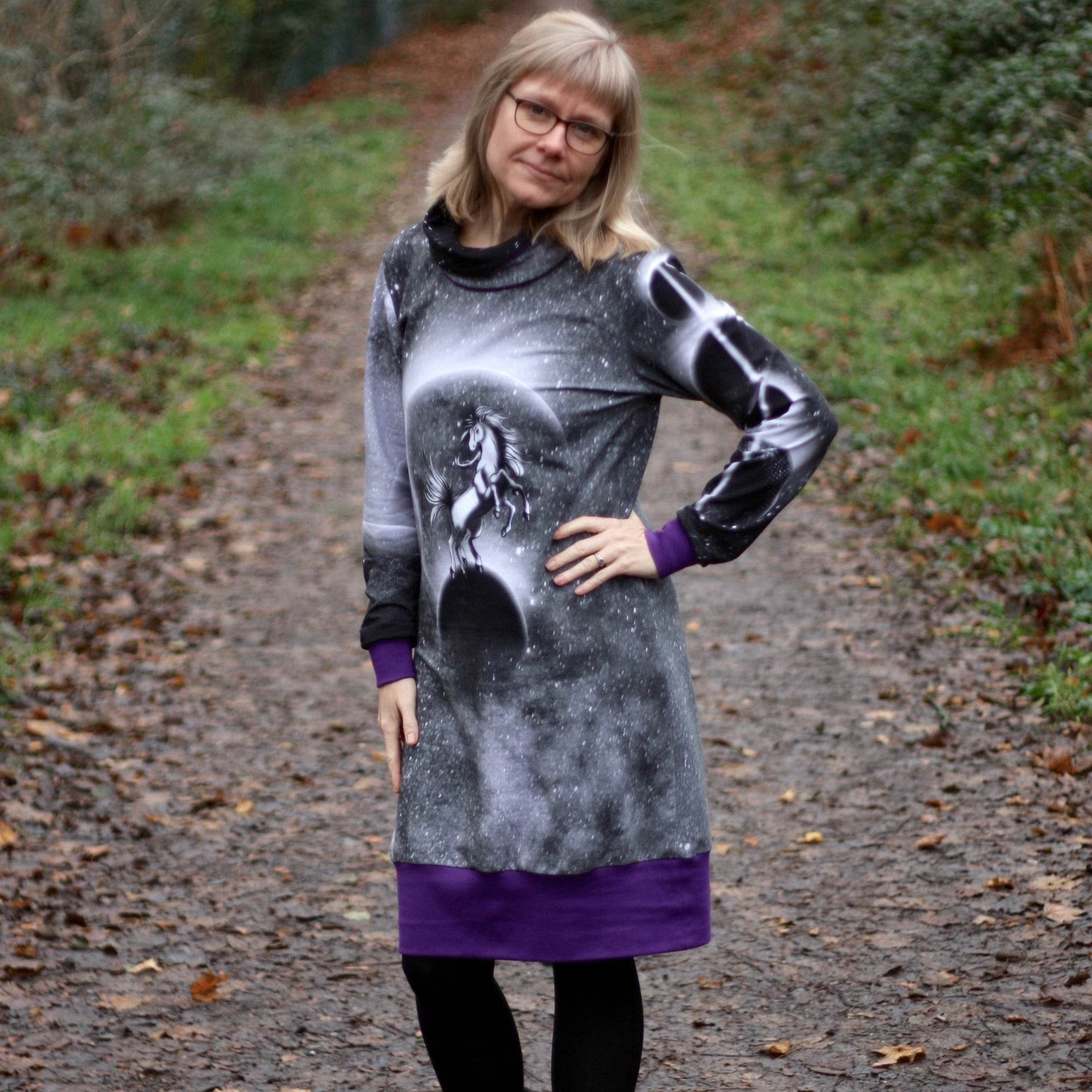 Sannys Hoodiekleid – Gr 32-64 – EBook und Nähanleitung - Sewando
