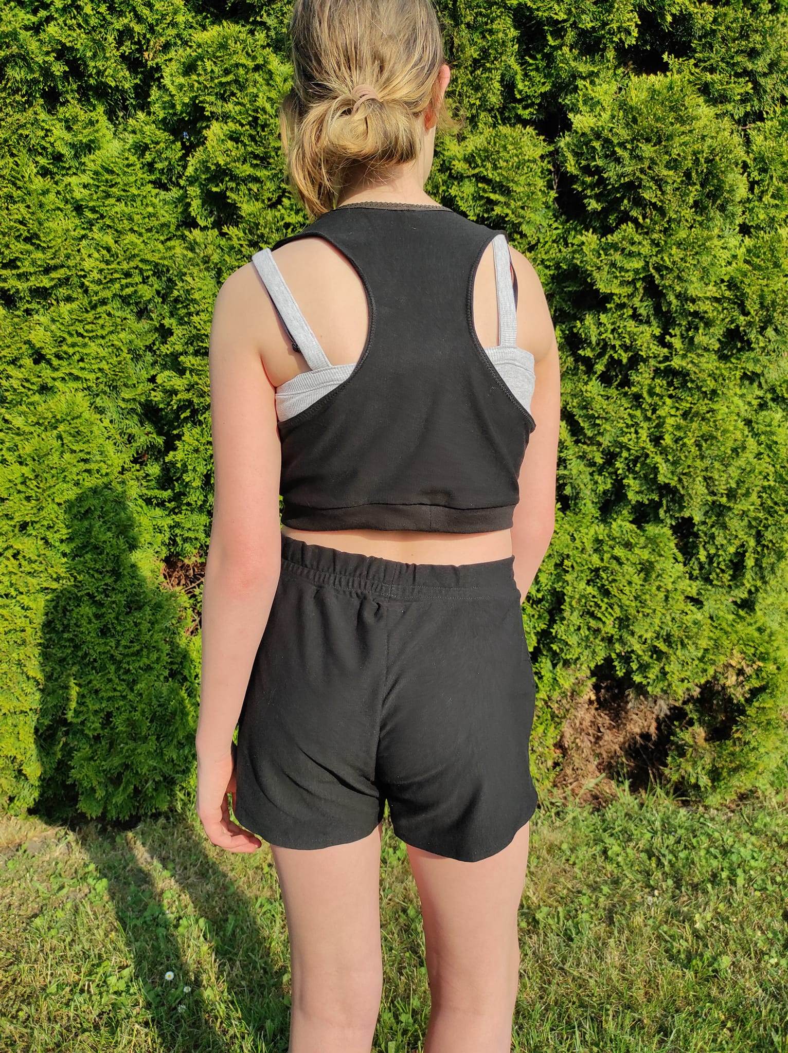 Schnittmuster Sommershorts Hose Amora für Mädchen Gr. 122-164 - Sewando