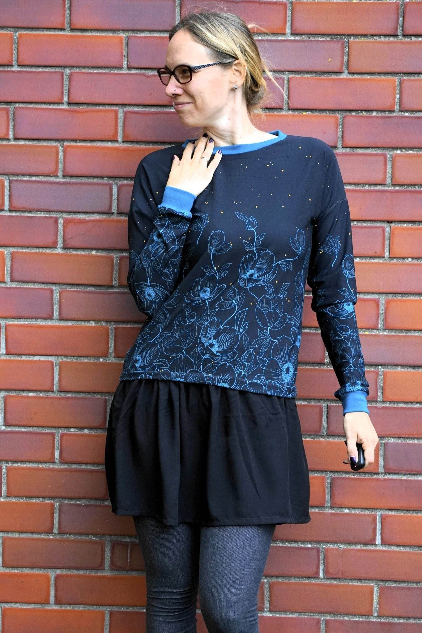 Schnittmuster Hoodie/Kleid/Rock GREDING Gr. 34-56 : - Sewando