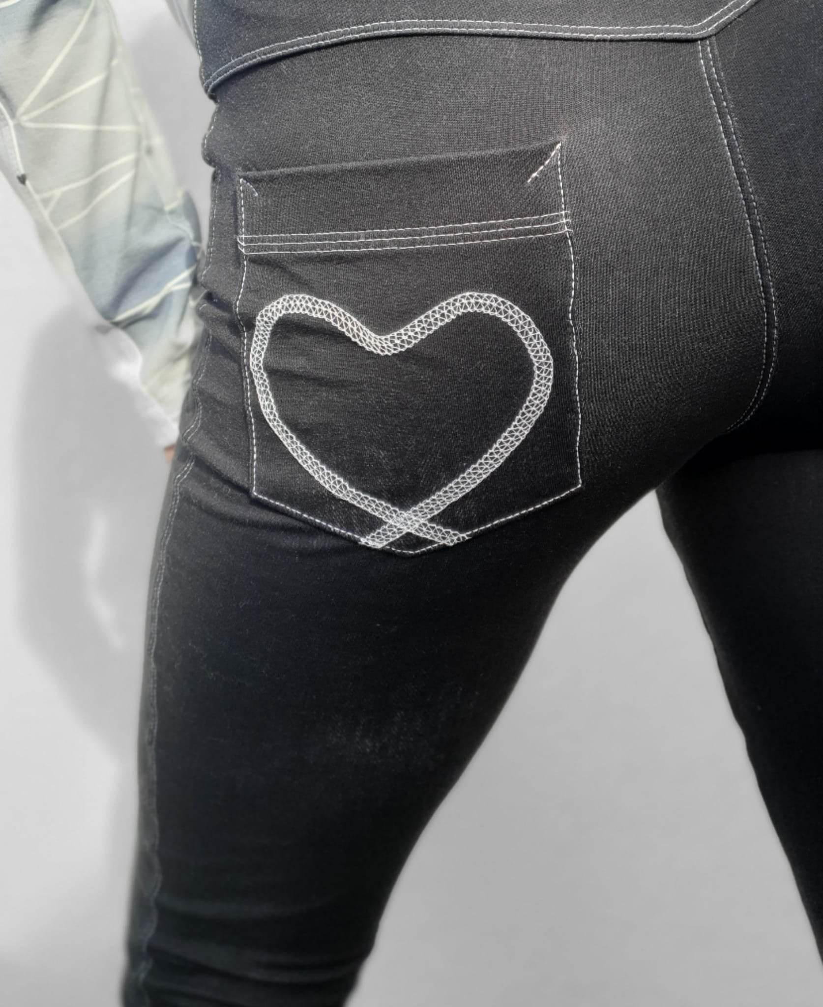 Schnittmuster Jeggings Stacey für Damen Gr. 32-46 - Sewando