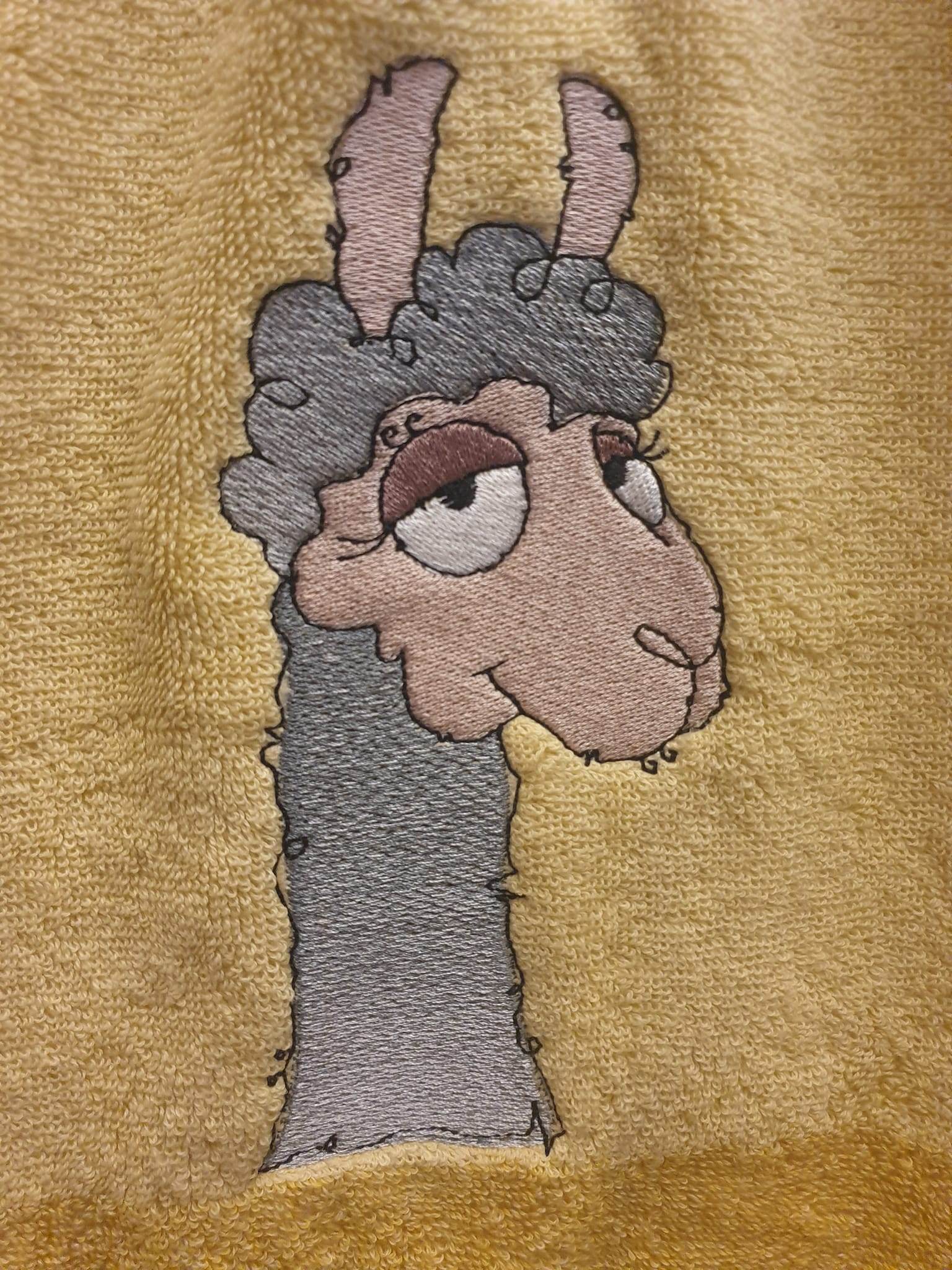 Stickdatei - Happy Stitching - Alpaka / Lama - Sewando