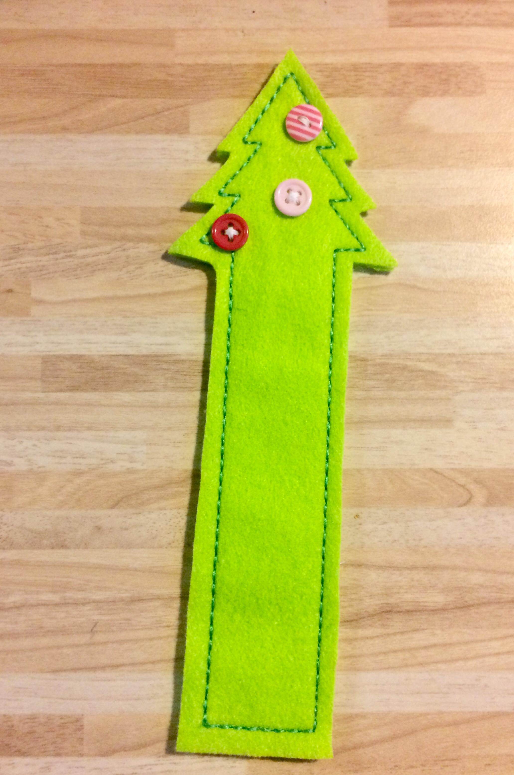 Stickdatei Freebie Lesezeichen Tannenbaum ♥ ITH 13x18 - Sewando