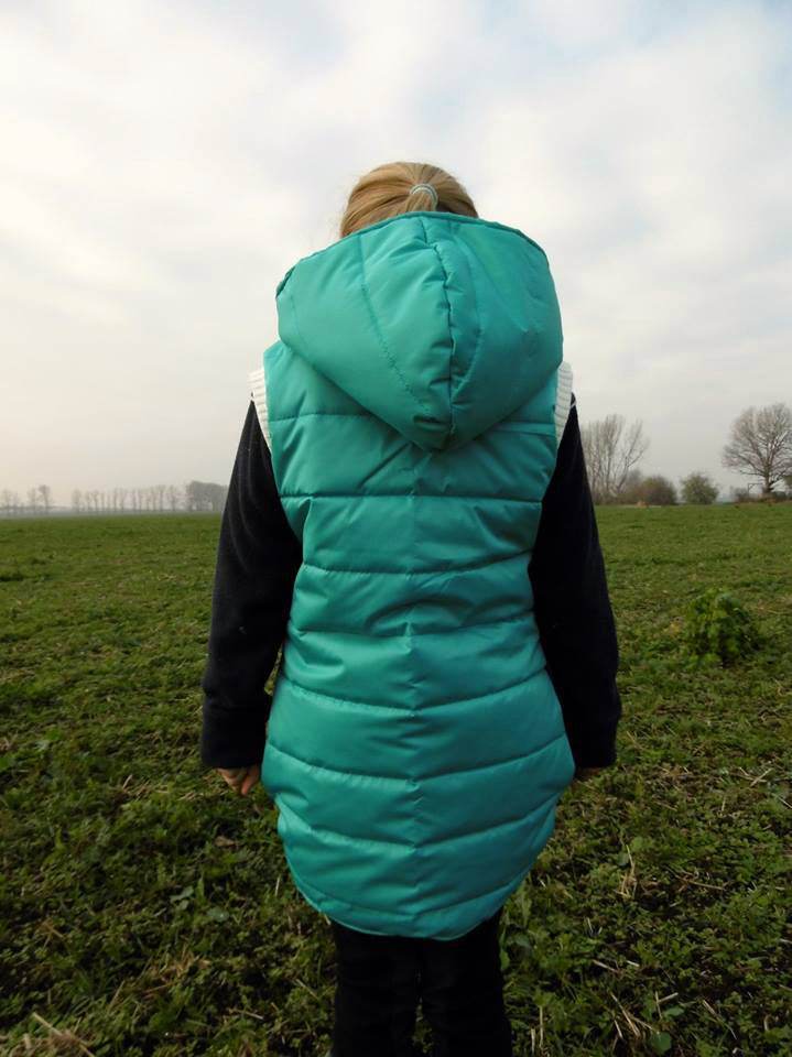 Big Lieblingsweste mit Kapuze und Loop, abnehmbarer Kapuze für 105cm-140cm Körpergröße - Sewando