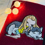 Mädchen mit Husky Stickdatei – emotionales Motiv für Kleidung & Geschenke - Sewando