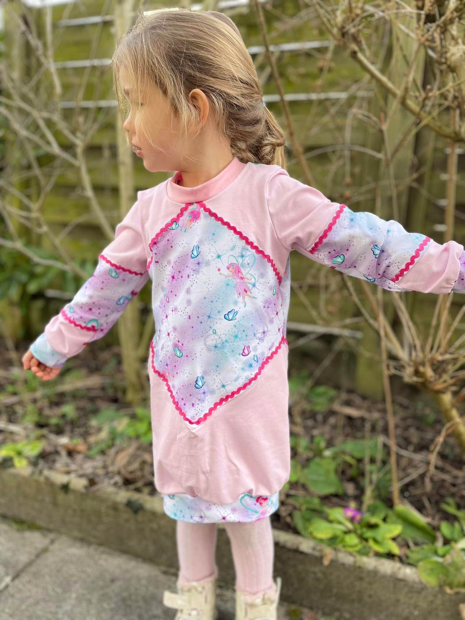Schnittmuster *Big Grid Hoodiekleid Ballonkleid* #Kleid Gr. 62-176 - Sewando