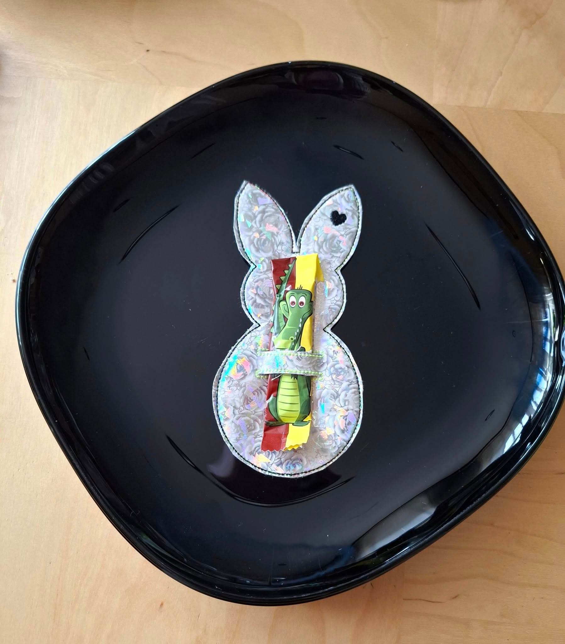 Stickdatei - Multi-Hase für Schokoriegel, Geldscheine, Besteck etc. - Sewando