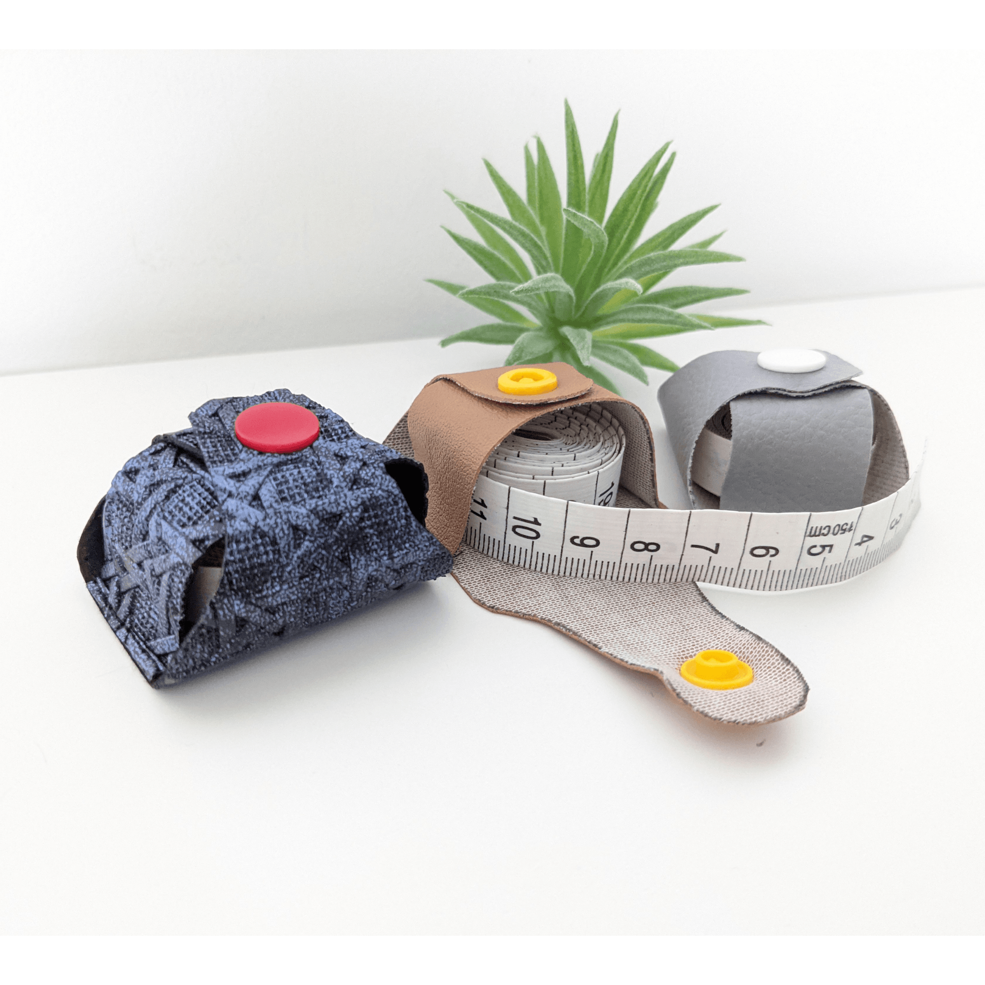 Schnittmuster und Plotterdatei Maßbandhülle - Sewando