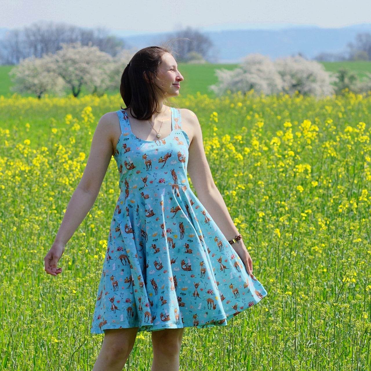 Kleid Laura Trägerkleid mit Tellerrock nähen Gr. 32-48 - Sewando