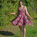 Kleid Laura Trägerkleid mit Tellerrock nähen Gr. 32-48 - Sewando