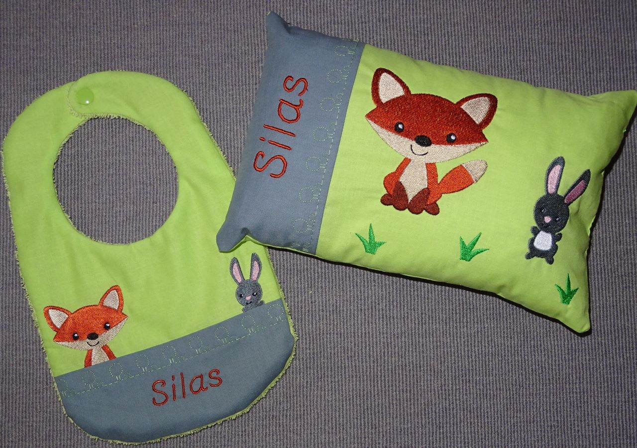 Stickdatei - Fuchs mit Hase Kissen und Laetzchen SET ITH - Sewando