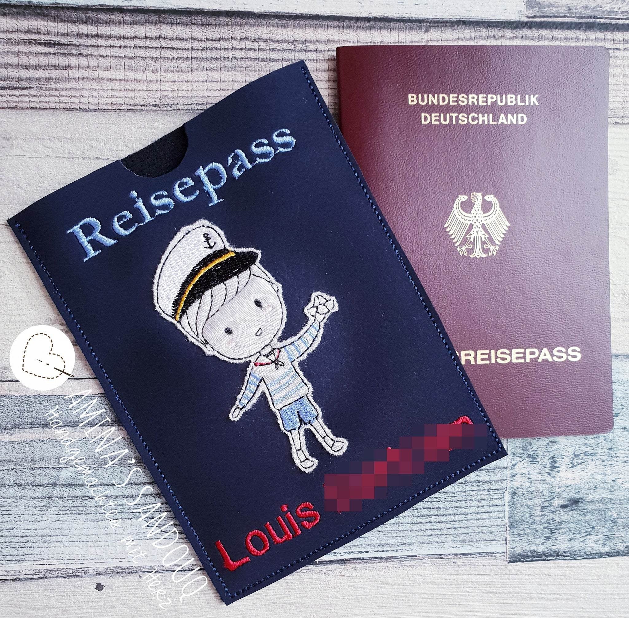 Matrosen Junge mit Boot Stickdatei – für kleine Kapitäne mit großer Fantasie an deiner Stickmaschine - Sewando