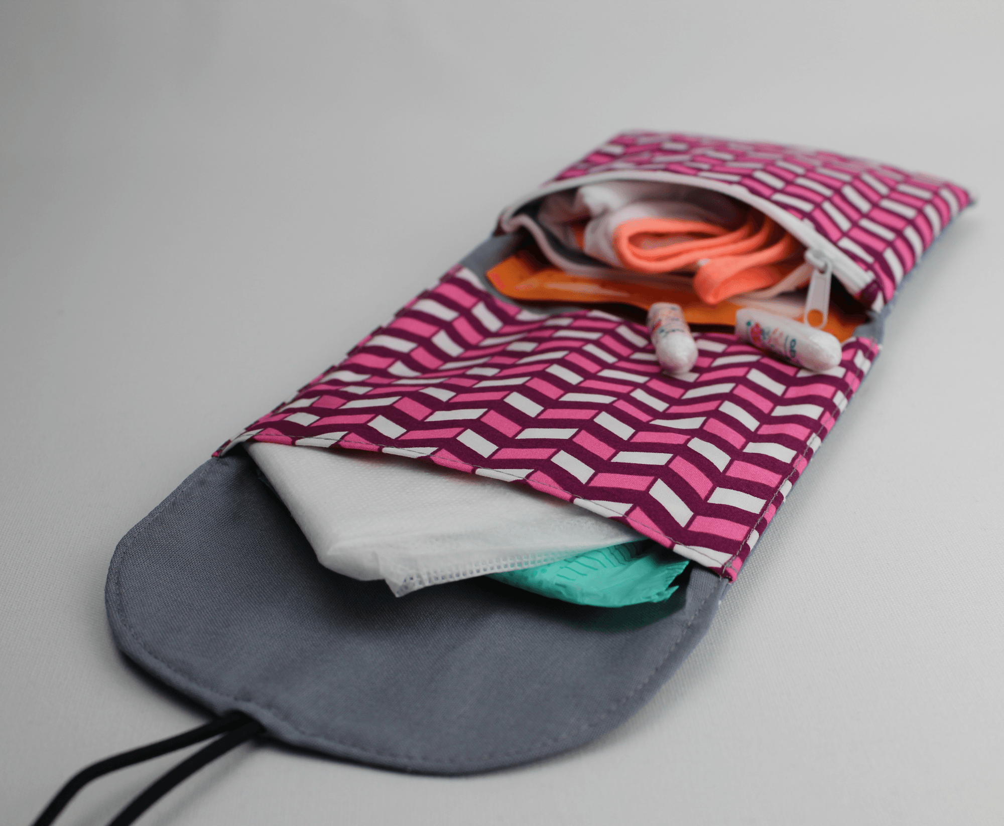 Schnittmuster Täschchen Periodensystem - Begleiter für die Tage der Tage - Sewando