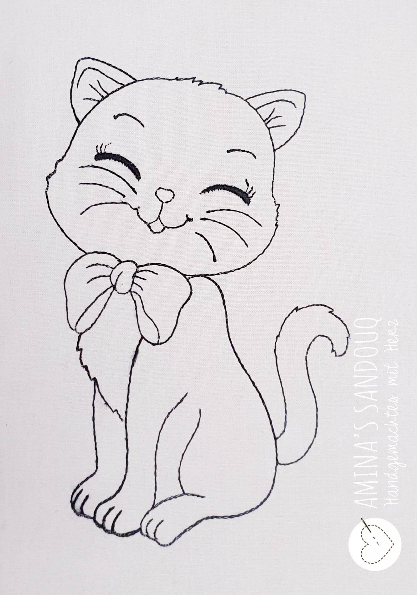 Katze Stickdatei – Ausmalmotiv für Kinder & kreative Regentage - Sewando