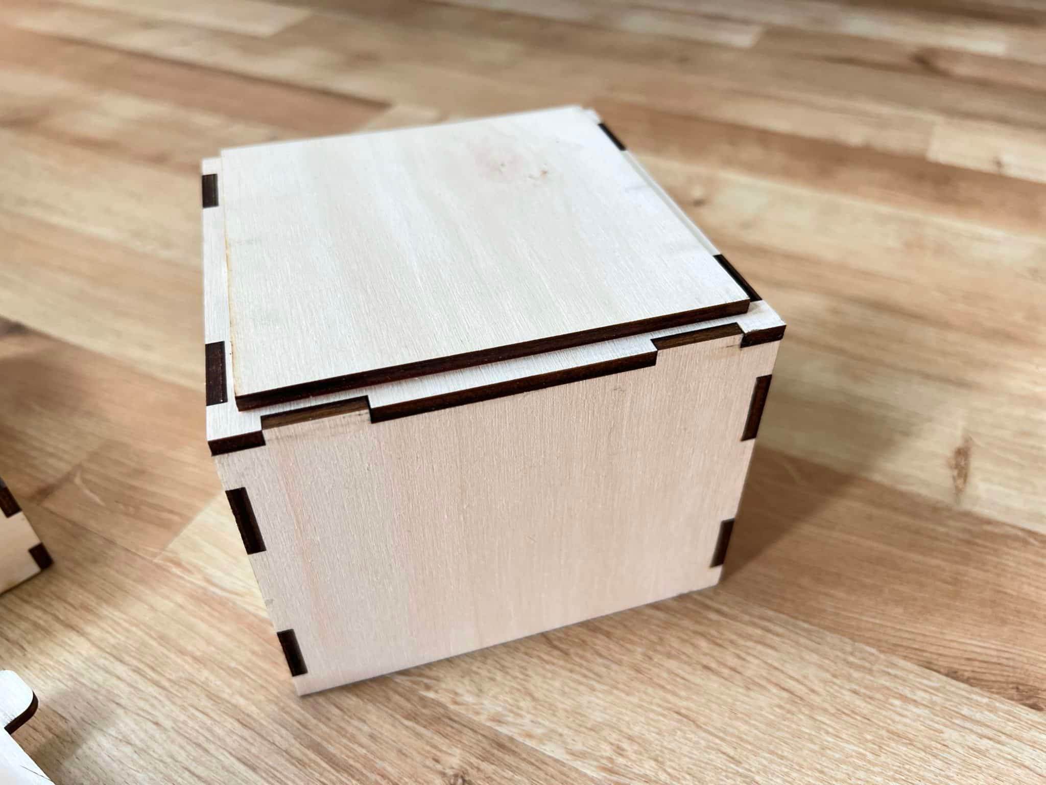 Laserdatei Bänder Box | SVG - Sewando