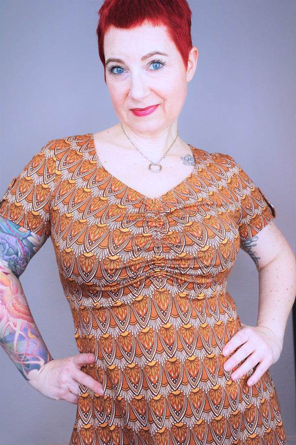 Schnittmuster ESA - Kleid oder Shirt mit Raffung vorne und Ärmelvarianten Gr. 34-54 - Sewando