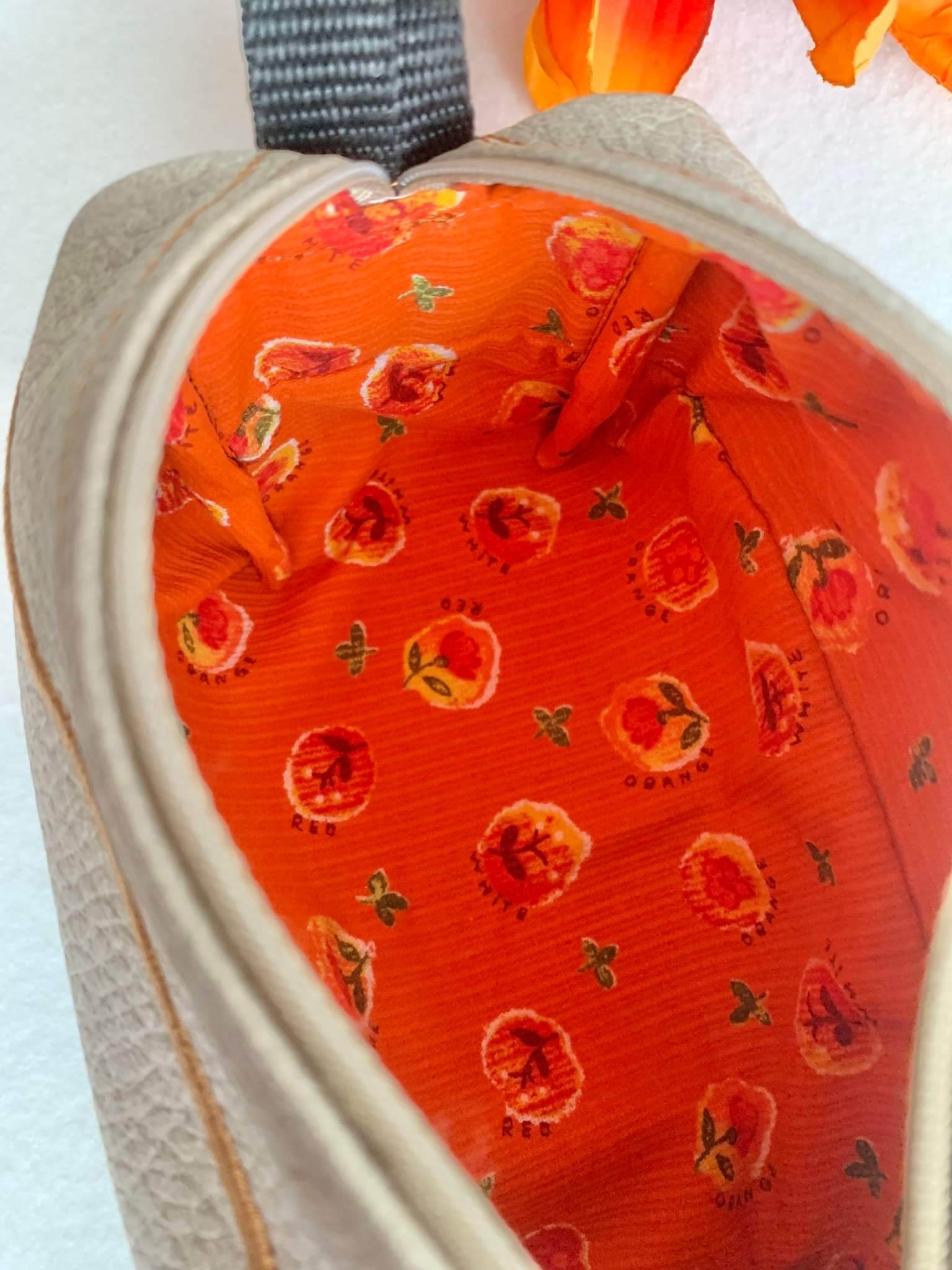 KultiBag Tasche ITH Stickdatei Kulturtasche Komplett in einem Rahmen ab 10x10 in 7 Größen - Sewando