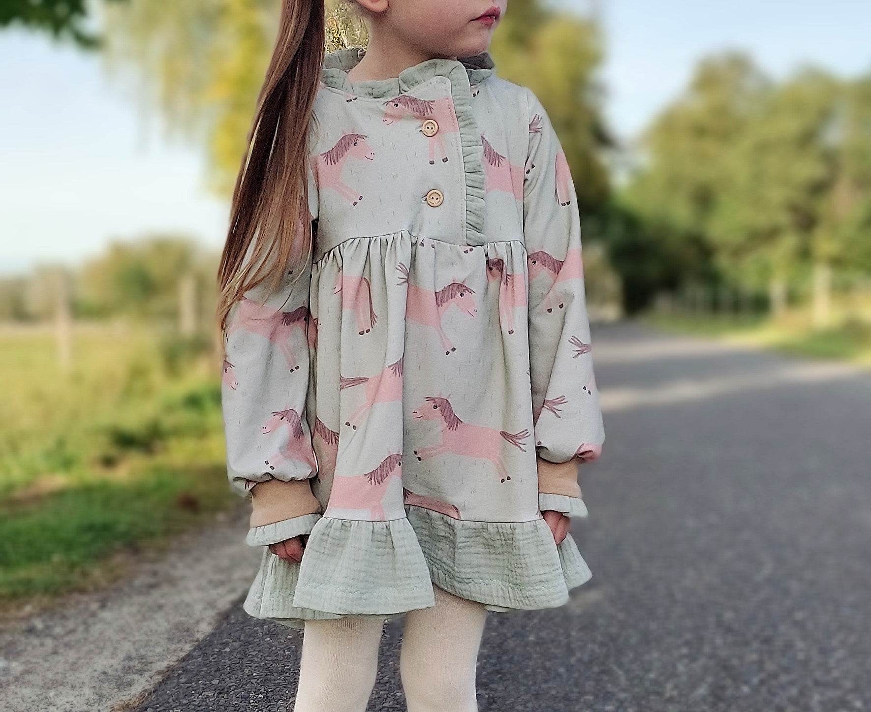 Schnittmuster Kleid Mia Größen 80-140, - Sewando