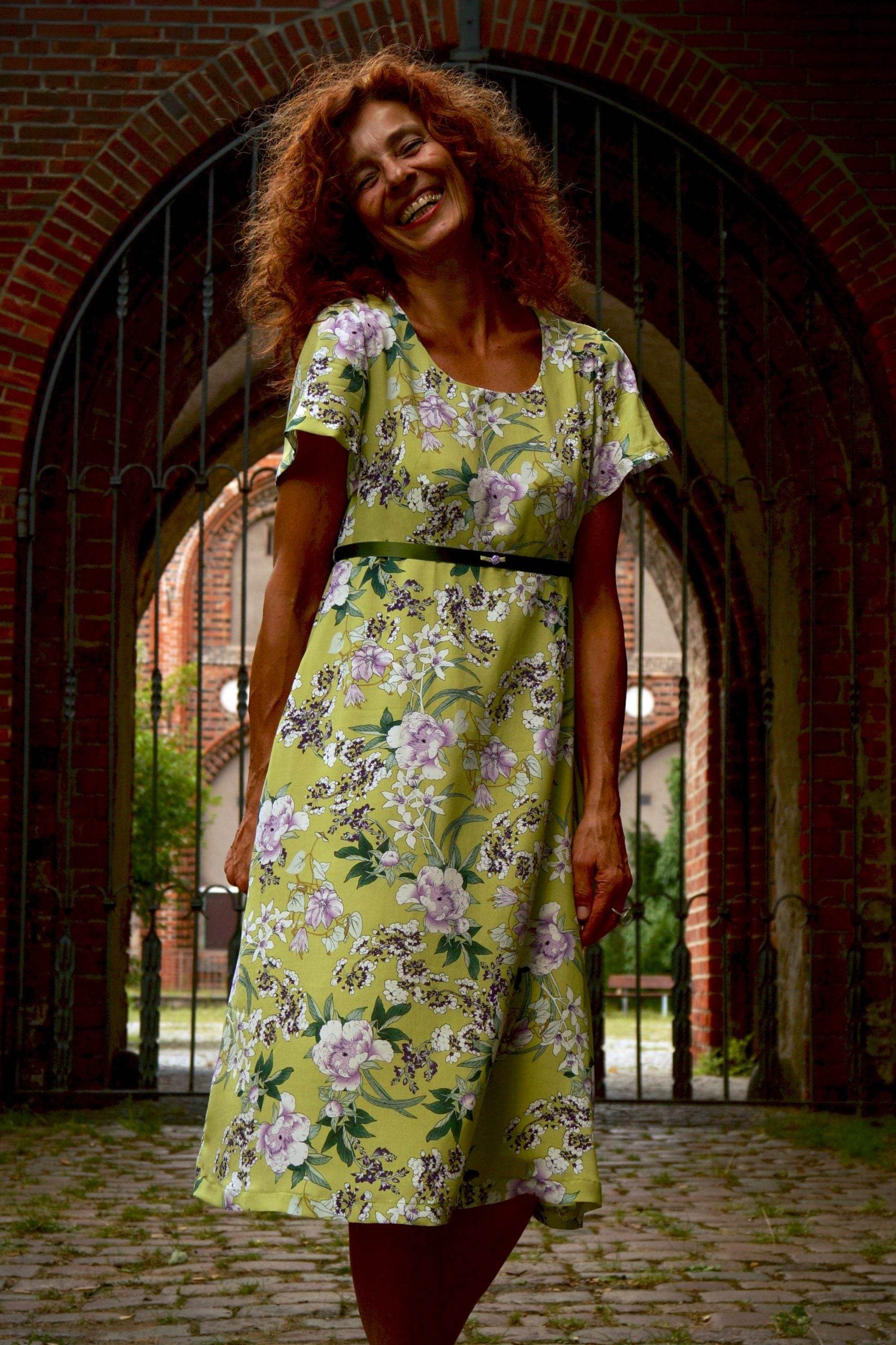 Schnittmuster LYANA - Kleid mit oder ohne Volant Gr. 34-54 - Sewando