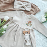 Maus Stickdatei – niedliches Tiermotiv mit Blümchen für deine Stickmaschine - Sewando