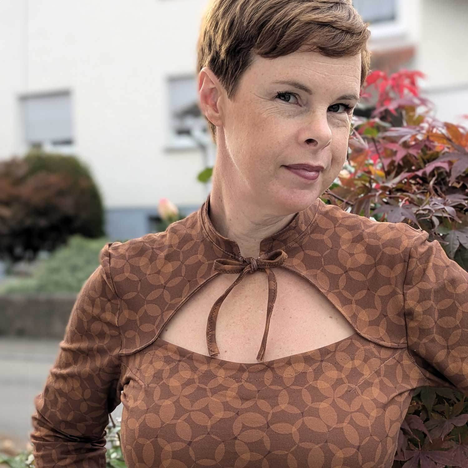 Shirt mit Stehkragen | Schnittmuster + Anleitung | Gr. 32-52 | Anfänger : - Sewando