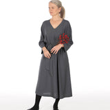Kleid mit V-Ausschnitt FRAU IVA | Schnittmuster Gr. XS-XXL : - Sewando