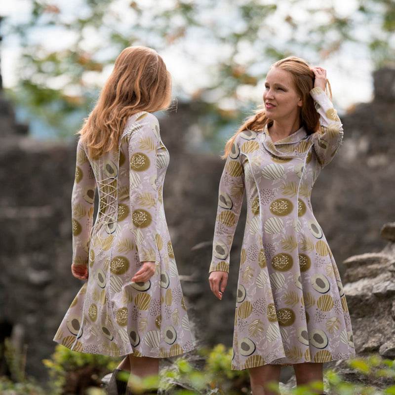 Niela's Mysteria - Schnittmuster Kleid in den Größen 32-54 - Sewando