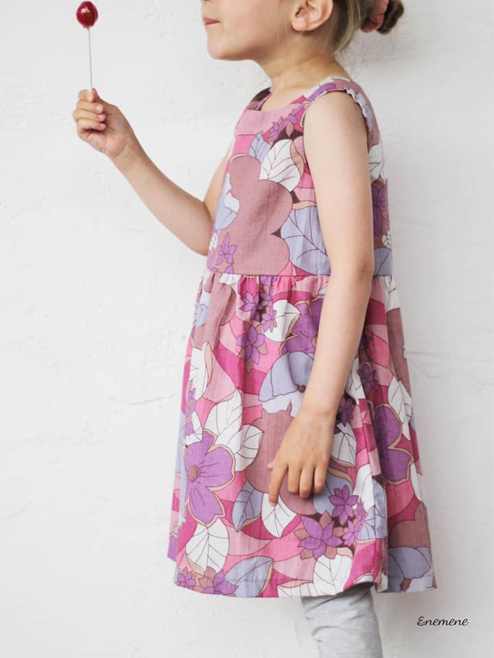 Schnittmuster Mädchenkleid Lilje Gr. 56-164 - Sewando