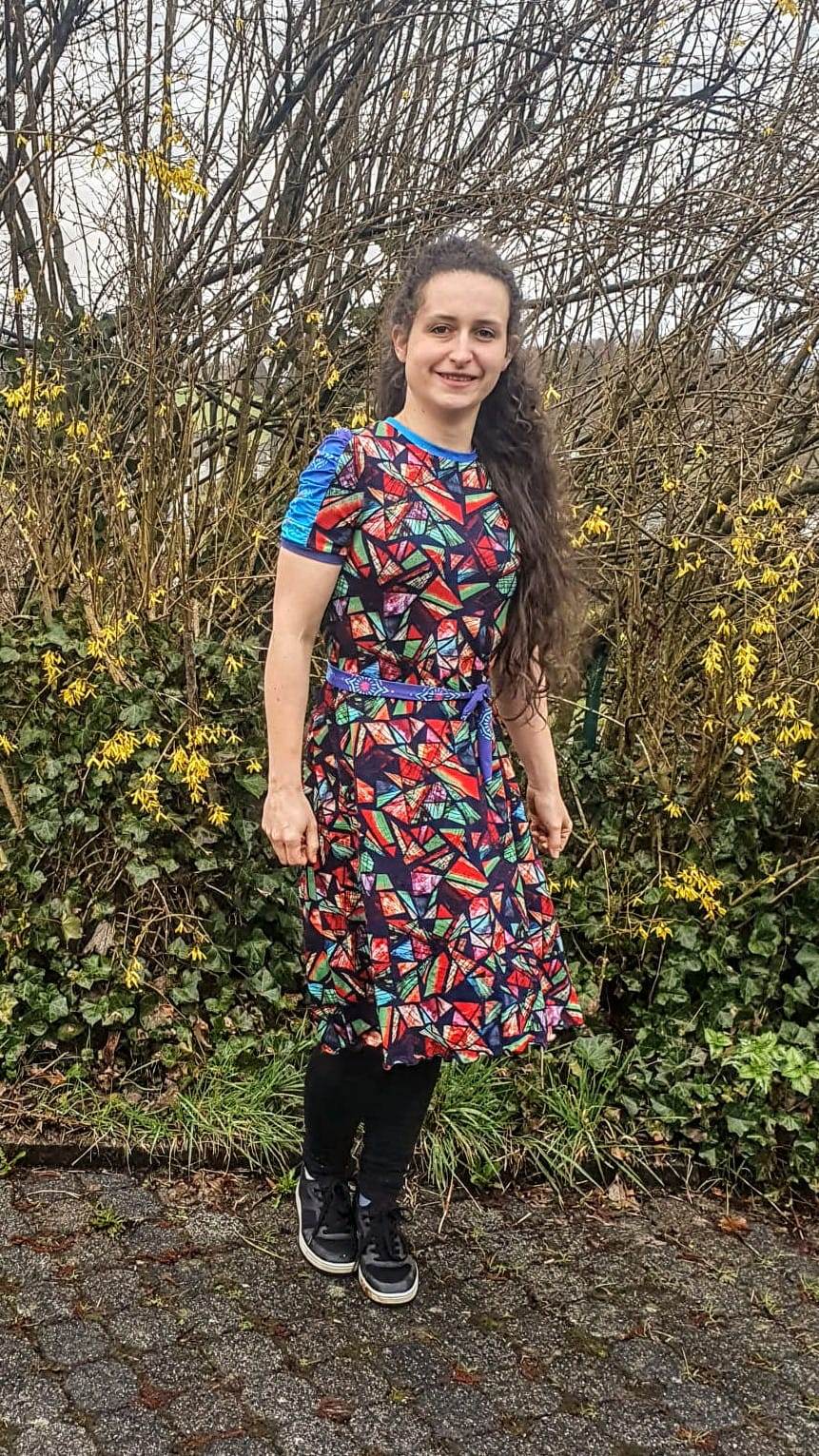 Schnittmuster Kleid Venskab Gr. 32-50 - Sewando