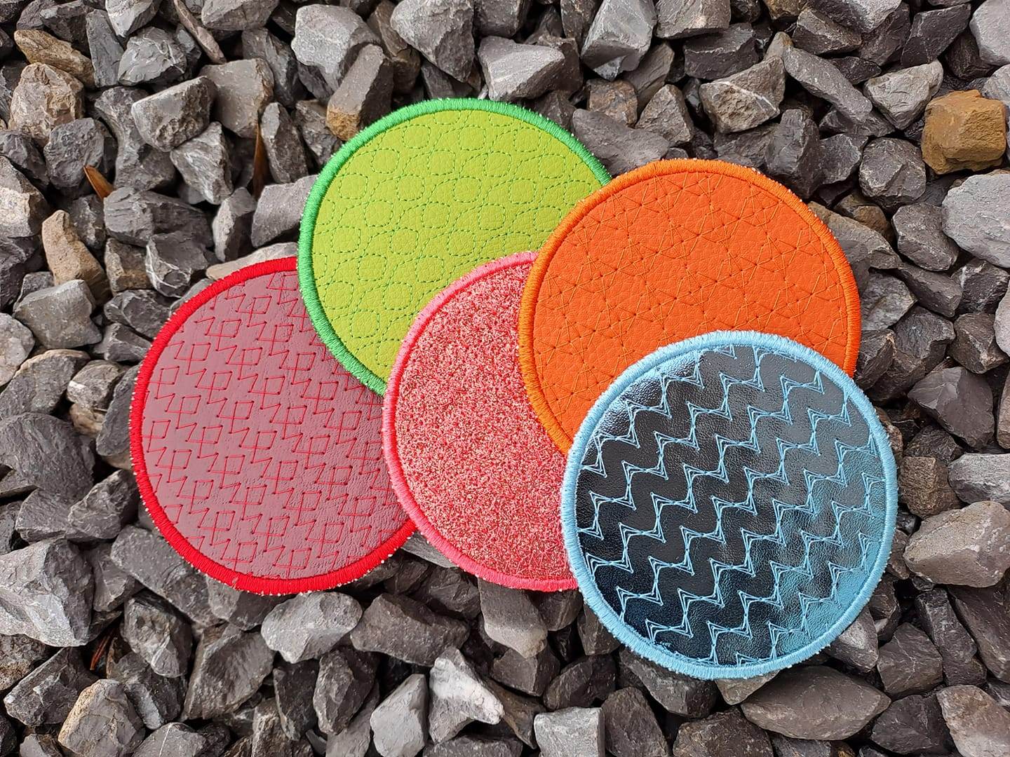 Stickdatei Set ITH Mugrugs mit Sprüchen Selbstliebe Selbstfürsorge Motivation - Sewando