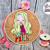 Mädchen Stickdatei – bereit für das nächste Abenteuer mit deiner Stickmaschine - Sewando