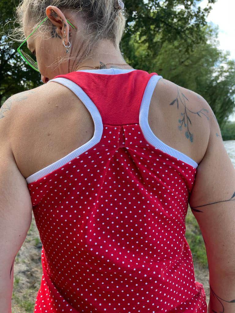Schnittmuster Racerback Tanktop mit Kellerfalte Kira für Damen Gr. 32-52 - Sewando