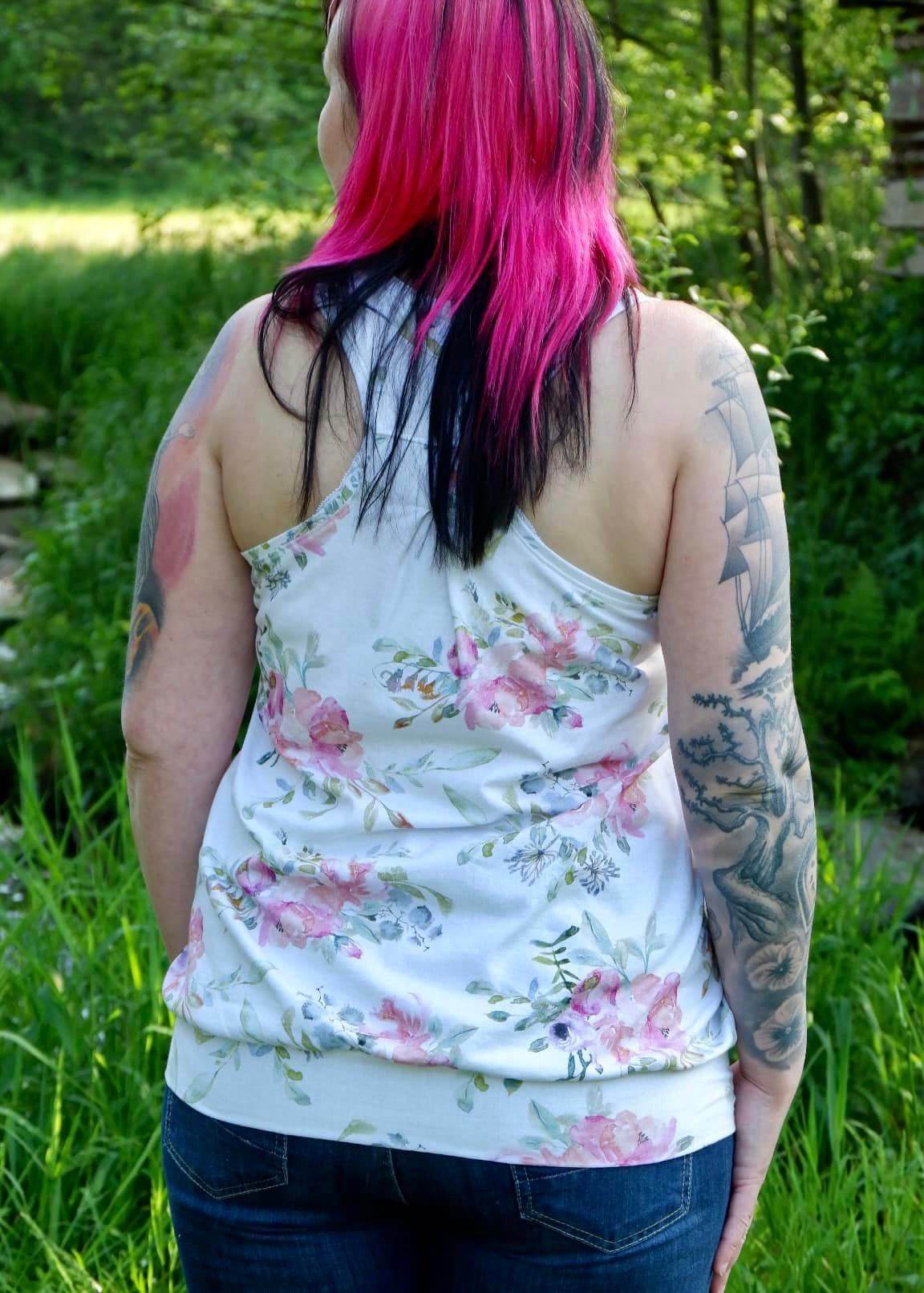 Schnittmuster Racerback Tanktop mit Kellerfalte Kira für Damen Gr. 32-52 - Sewando