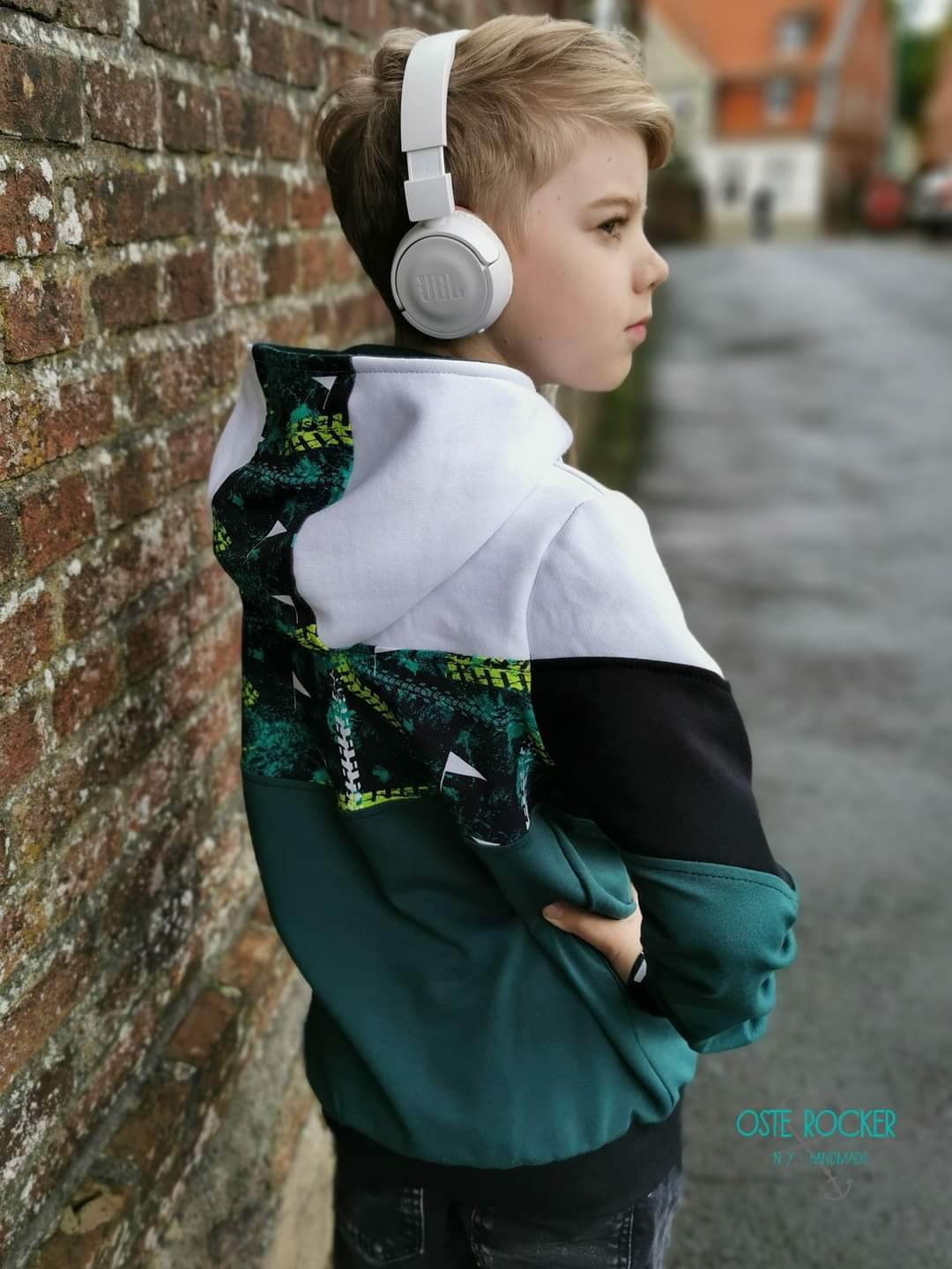 Hoodie Junior Anneke & Annuk Größe 122-158 inkl. Beamerdatei - Sewando