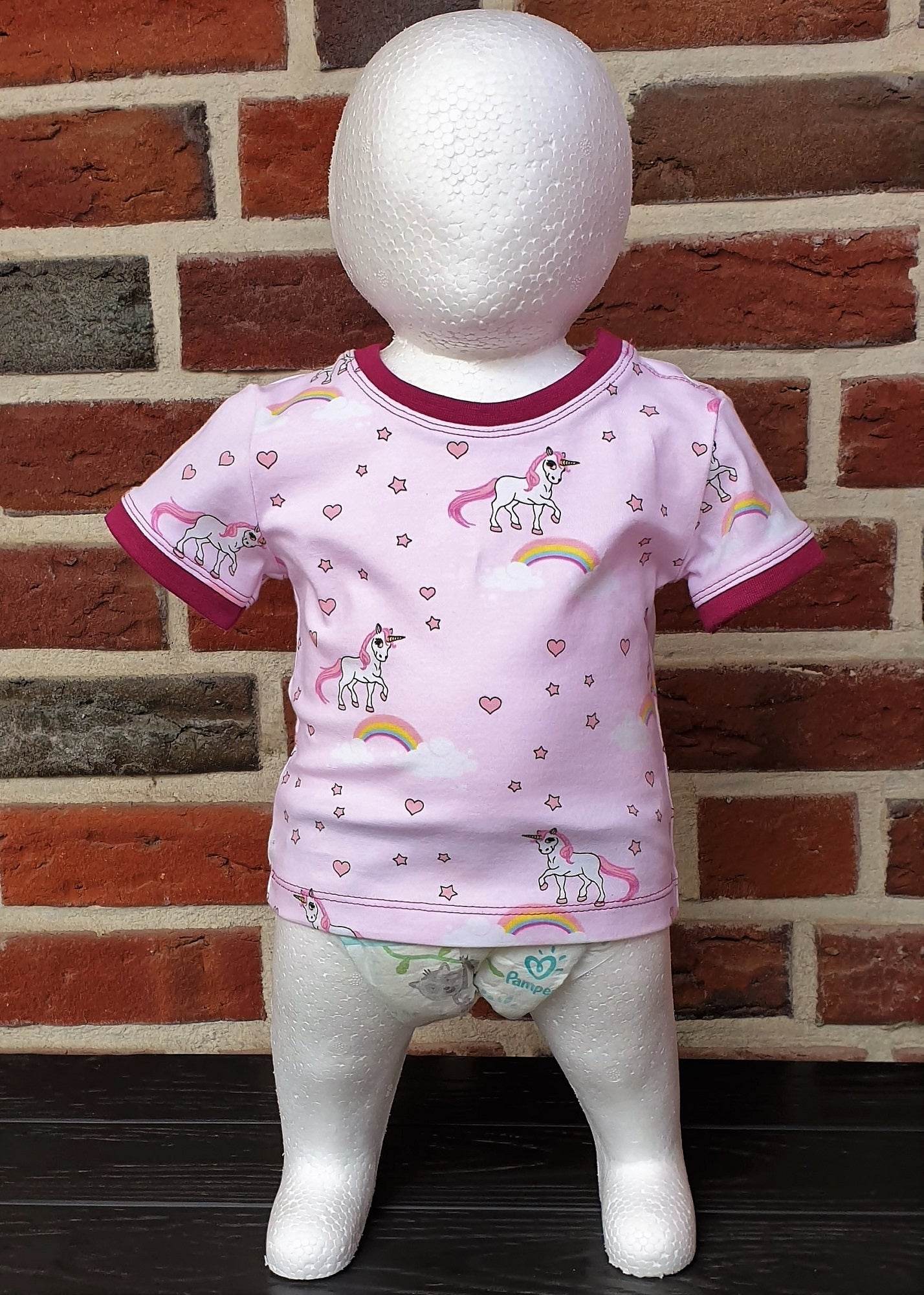 Schnittmuster Fin – Babyshirt mit Knopfleiste aus Jersey Gr. 44-98 - Sewando