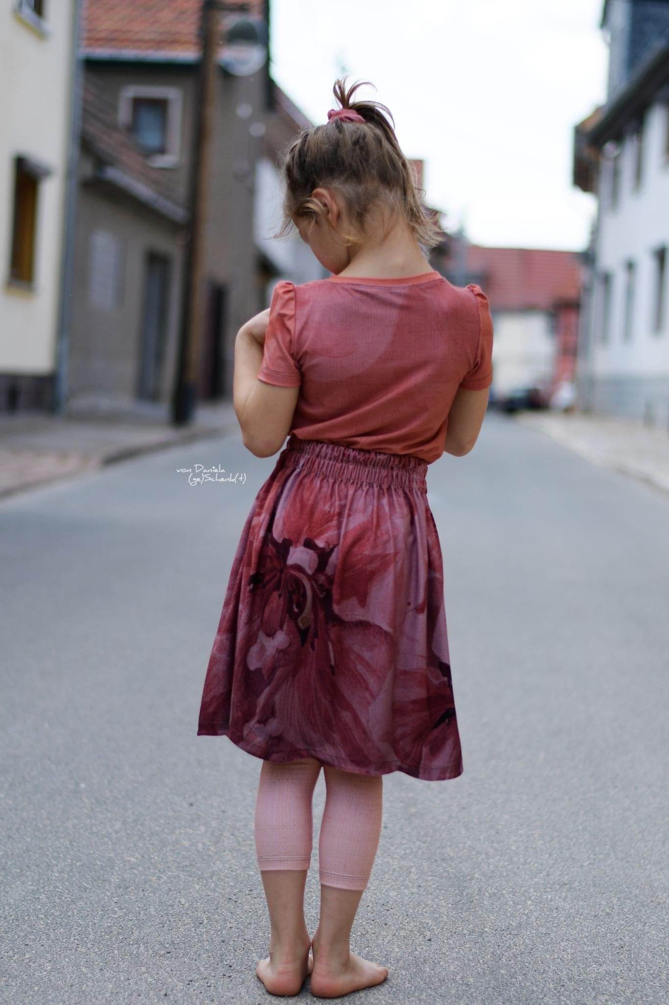Schnittmuster Curved Skirt - Rock BEAMER Version - Gr. 86 - 164 - Sewando